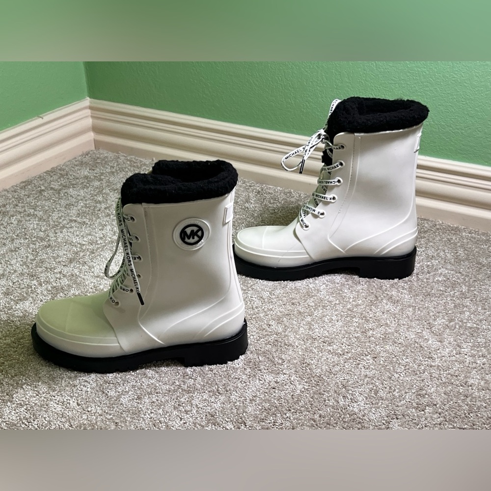 Michael Kors Black and White Lace-Up Boots - Picture 4 of 4